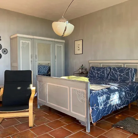 Piccolo Nido In Alta Langa /cosy Studio Apartment Levice