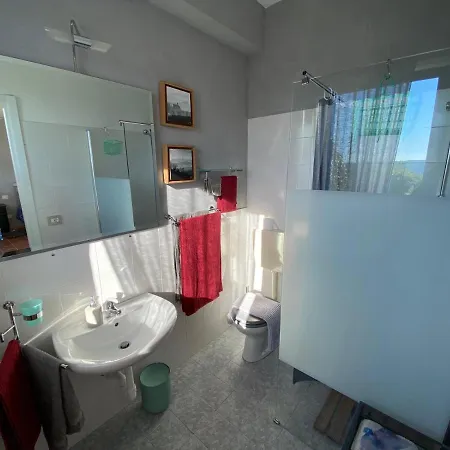 Piccolo Nido In Alta Langa /cosy Studio Levice